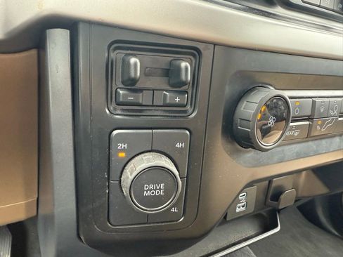 Used 2023 Ford F150 XLT image 15