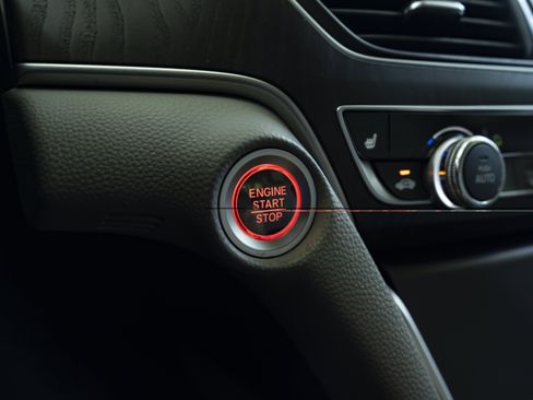 Used 2020 Honda Accord EX-L image 25