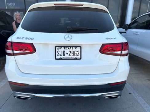 Used 2017 Mercedes-Benz GLC 300 4MATIC image 6