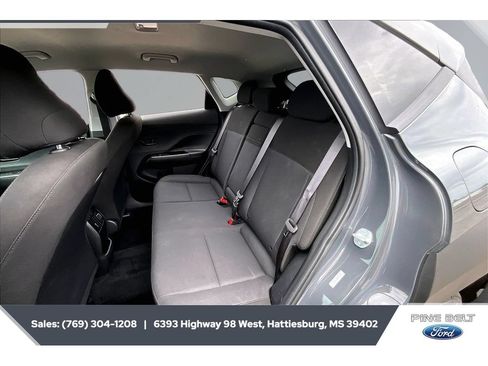 Used 2025 Hyundai Kona SEL FWD image 19