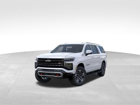 New 2026 Chevrolet Suburban Z71 w/ Comfort Package AWD/4WD image 8