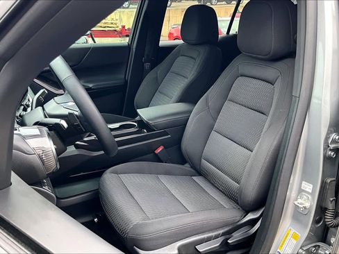 Used 2025 Chevrolet Equinox LT image 7