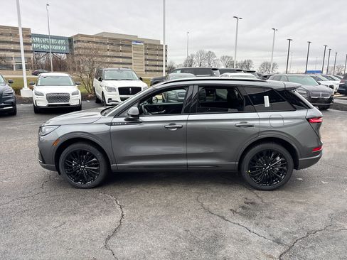 New 2026 Lincoln Corsair Premiere image 4