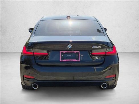 Used 2025 BMW 330i Sedan w/ M Sport Package RWD image 6