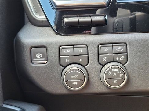 New 2026 Chevrolet Silverado 1500 High Country image 21