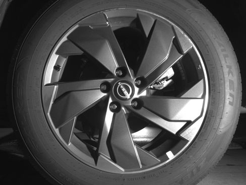 Used 2025 Nissan Rogue SV FWD image 14