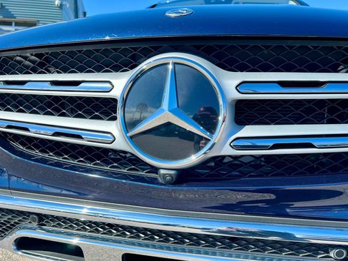 Used 2022 Mercedes-Benz GLC 300 4MATIC w/ Multimedia Package Lite image 10