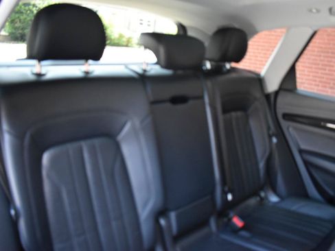Used 2018 Audi Q5 2.0T Premium Plus w/ Premium Plus Package AWD/4WD image 17