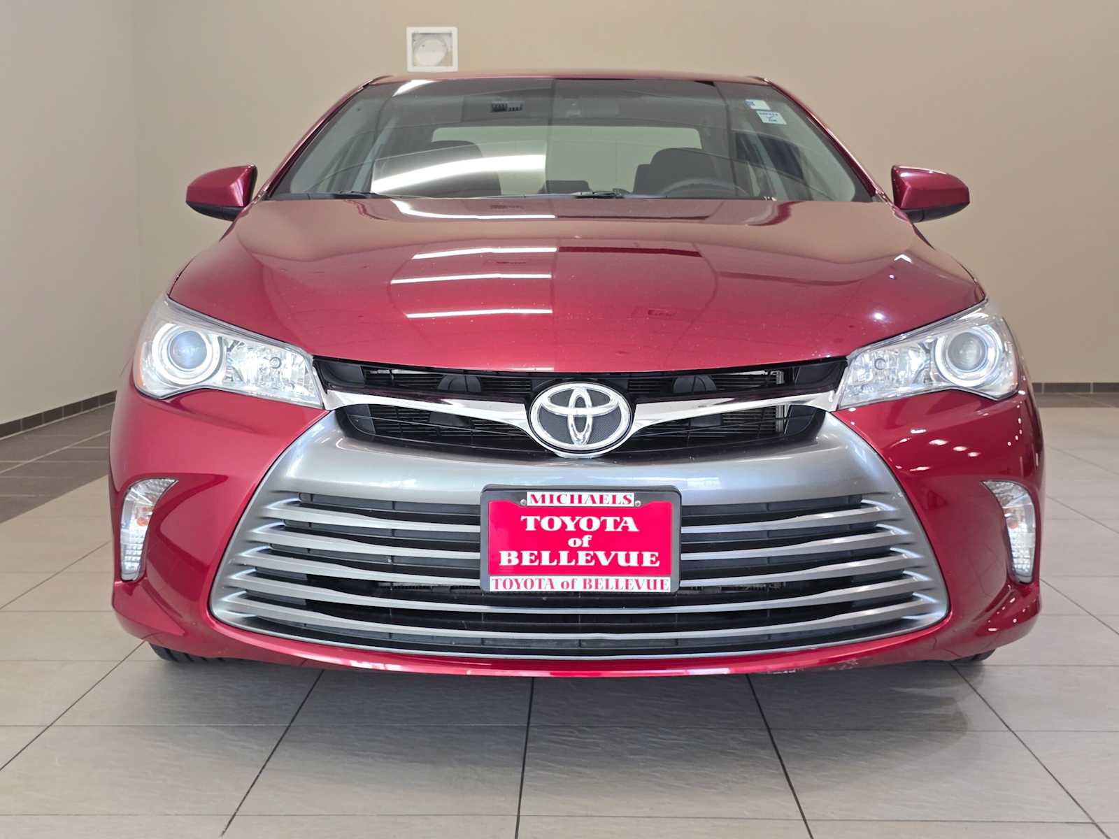Used 2017 Toyota Camry LE FWD image 6