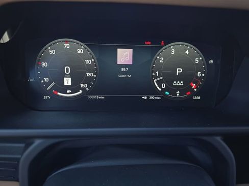 New 2026 Land Rover Defender 110 X-Dynamic SE AWD/4WD image 14