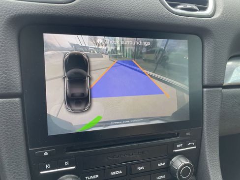 Used 2017 Porsche 718 Boxster image 25