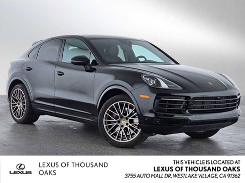 Used 2023 Porsche Cayenne Platinum Edition image 1