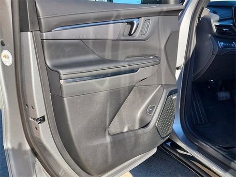 New 2025 Buick Enclave Sport Touring w/ Super Cruise Package image 11