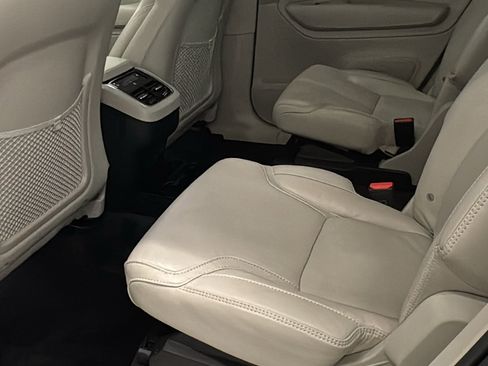 Used 2023 Volvo XC90 B6 Ultimate w/ Lounge Package AWD/4WD image 27