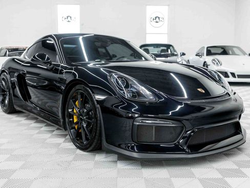 Used 2016 Porsche Cayman GT4 RWD image 5