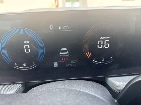 Used 2025 Hyundai Sonata SEL FWD image 10