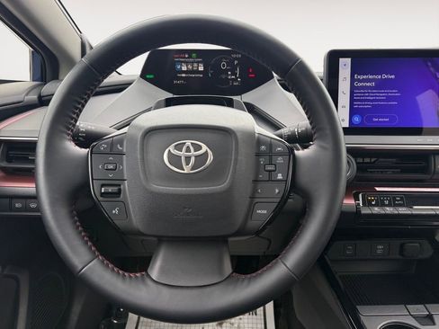 Used 2024 Toyota Prius Prime Premium FWD image 18