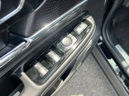 Certified 2024 Lincoln Corsair AWD image 14