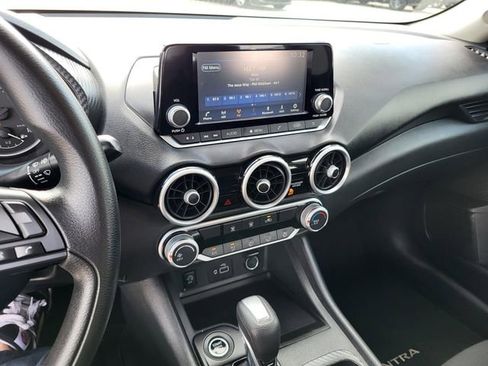 Used 2025 Nissan Sentra S image 7