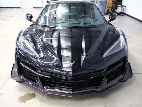 Used 2024 Chevrolet Corvette Z06 w/ Z07 Performance Package RWD image 50