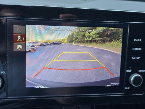 New 2025 Kia Sportage LX image 10