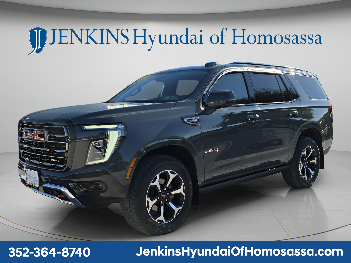 Used 2025 GMC Yukon AT4 w/ AT4 Premium Package AWD/4WD image 10