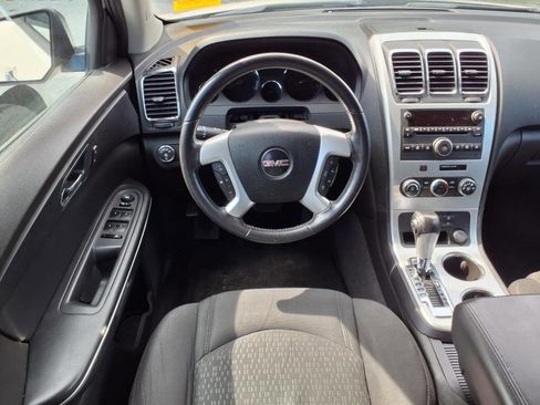 Used 2011 GMC Acadia SLE image 12