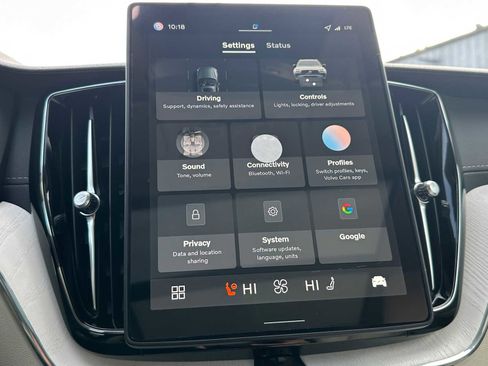 New 2026 Volvo XC60 B5 Ultra w/ Climate Package PRO image 30