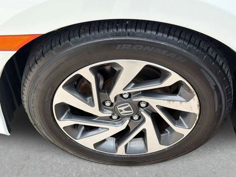 Used 2017 Honda Civic EX image 12