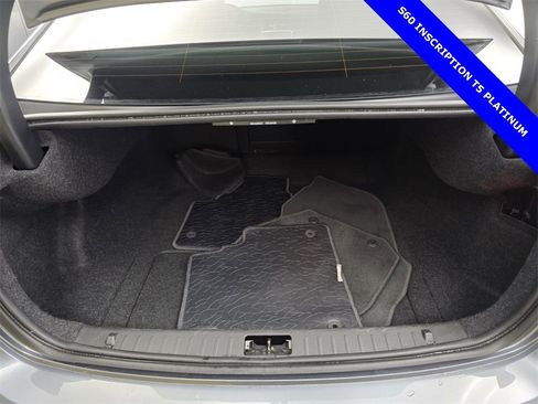 Used 2018 Volvo S60 T5 Inscription Platinum image 16