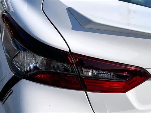 Used 2023 Toyota Camry SE w/ Convenience Package image 29