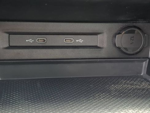 Certified 2025 Volkswagen Taos S FWD image 22