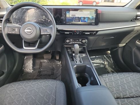 New 2026 Nissan Kicks SV w/ SV Premium Package image 4