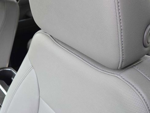 Certified 2023 GMC Sierra 1500 SLT image 16