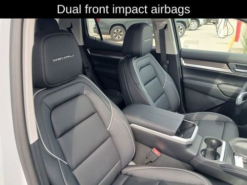 New 2026 GMC Terrain Denali w/ LPO, Floor Liner Package image 18