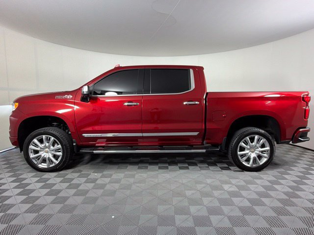 Used 2024 Chevrolet Silverado 1500 High Country w/ High Country Premium Package AWD/4WD image 12