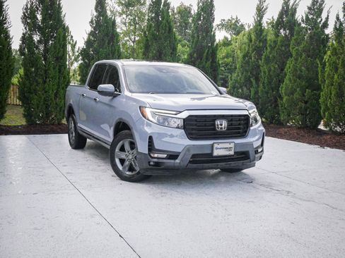 Used 2022 Honda Ridgeline RTL-E image 2