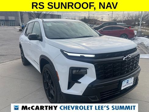 Certified 2024 Chevrolet Traverse RS image 2