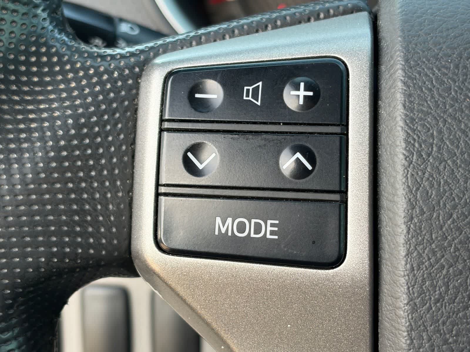 Used 2013 Toyota Tacoma 2WD Double Cab w/ Convenience Pkg image 21