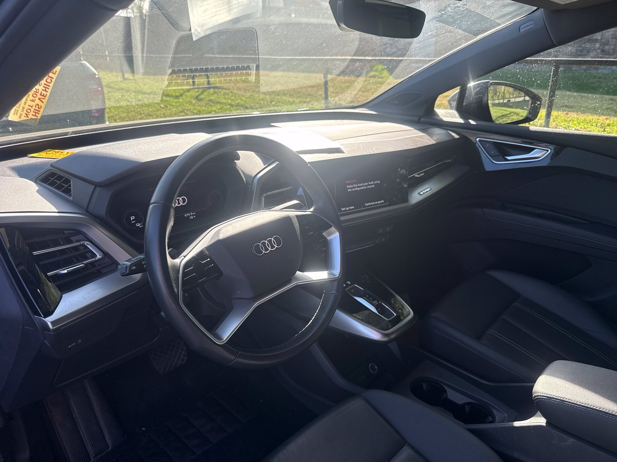 Used 2023 Audi Q4 e-tron Premium Plus w/ Premium Plus RWD image 11