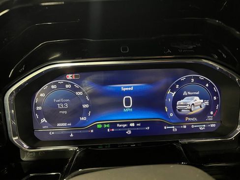 Used 2025 Chevrolet Silverado 1500 LT image 19