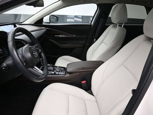 Used 2025 MAZDA CX-30 AWD 2.5 S w/ Premium Package image 10