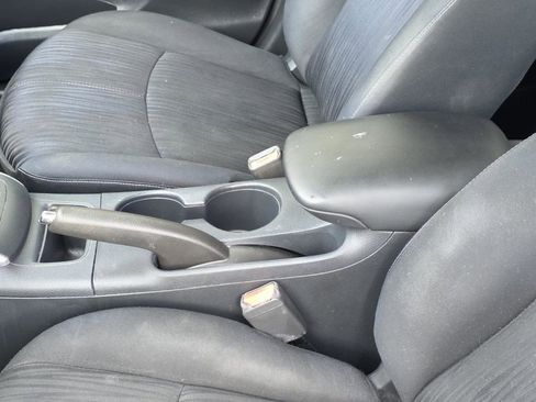 Used 2016 Nissan Sentra SV image 8