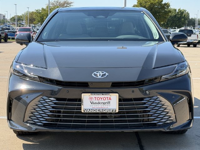 Used 2026 Toyota Camry XLE w/ Premium Plus Package AWD/4WD image 8