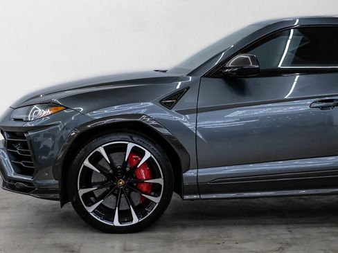 Used 2020 Lamborghini Urus image 20