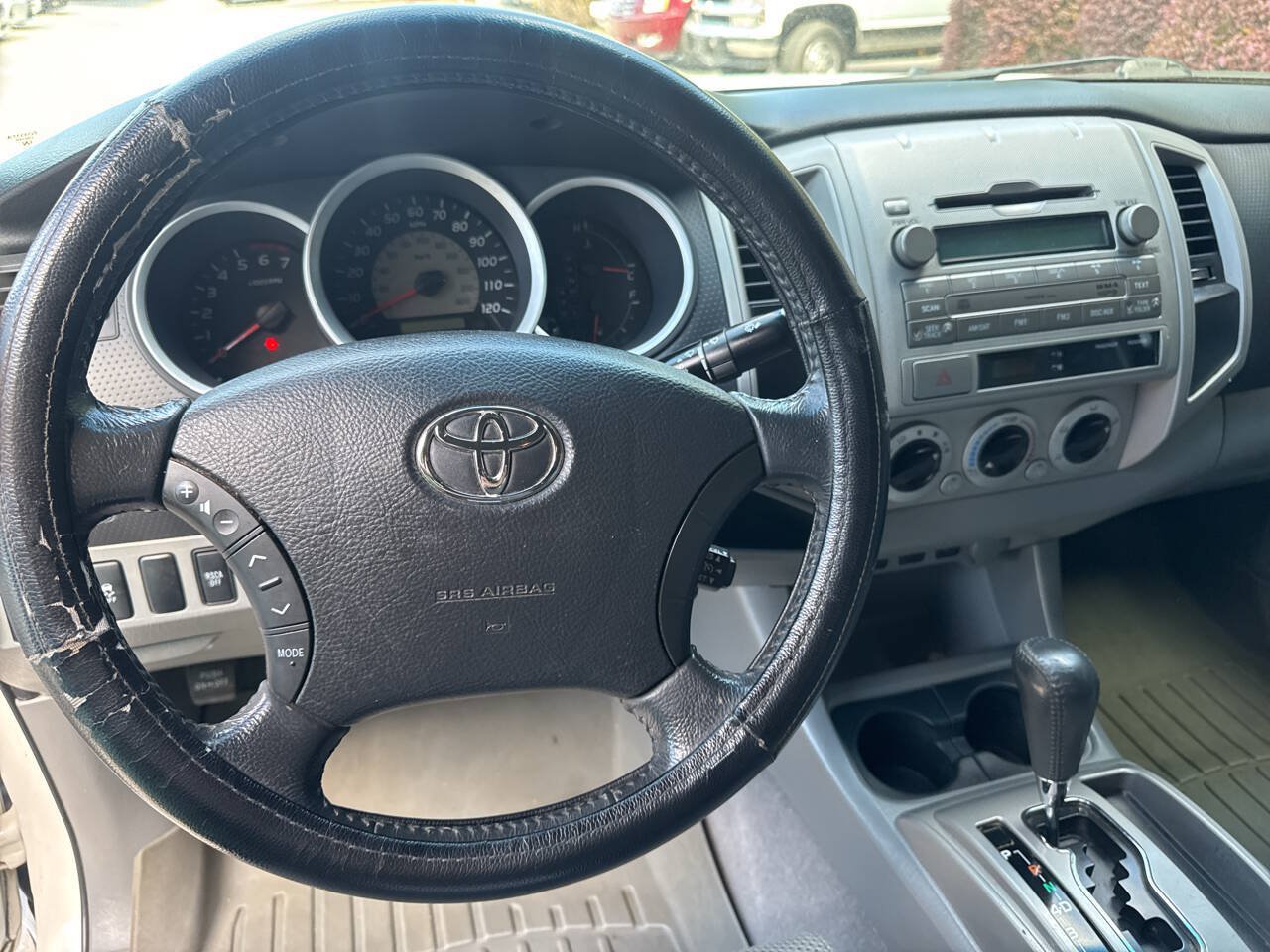 Used 2010 Toyota Tacoma PreRunner RWD image 19
