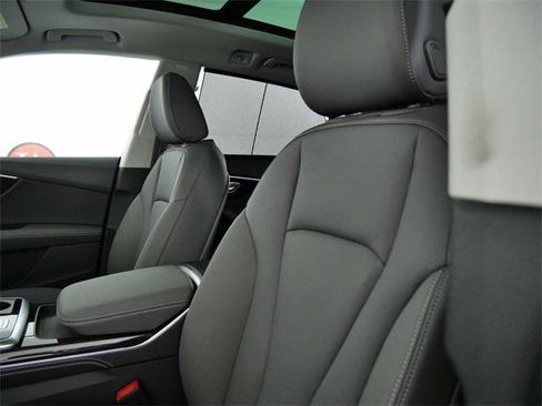 New 2025 Audi Q8 Premium Plus image 18