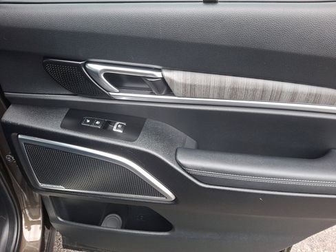 Used 2023 Kia Telluride SX Prestige image 16