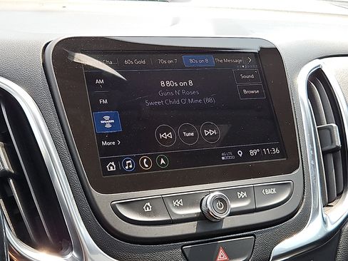 Used 2021 Chevrolet Equinox LT FWD image 18