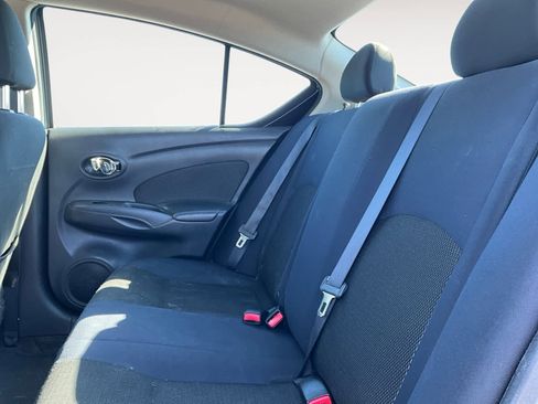 Used 2012 Nissan Versa SL image 21